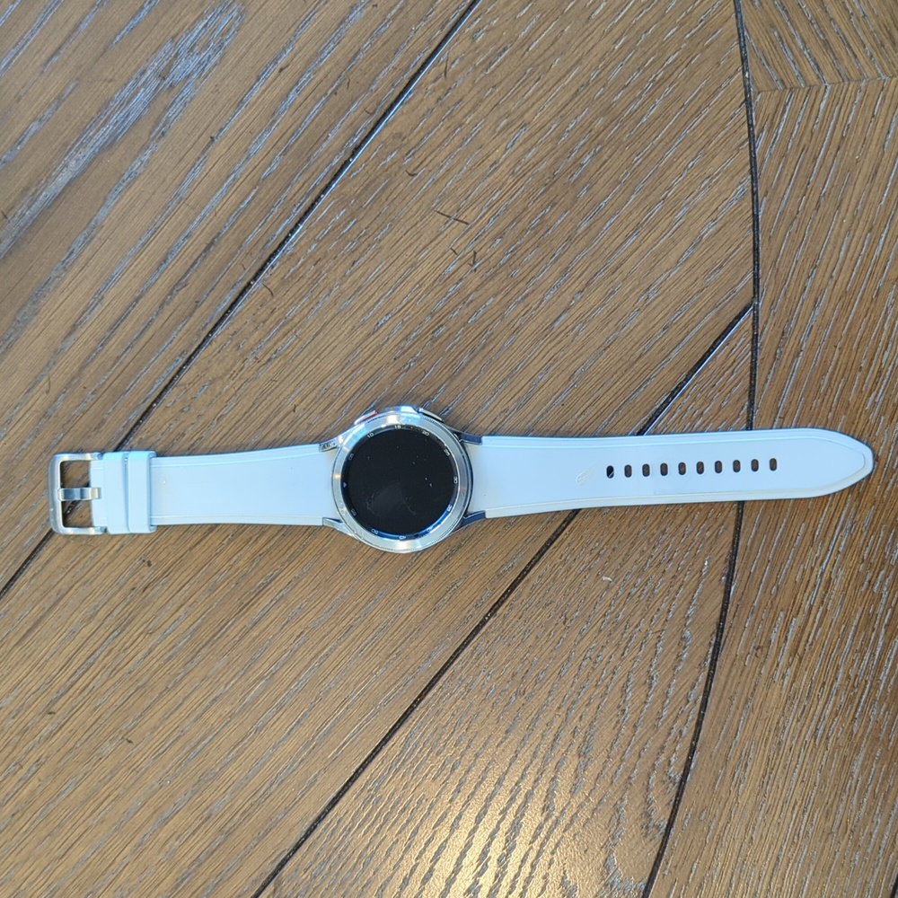 Samsung Galaxy watch 4 classic